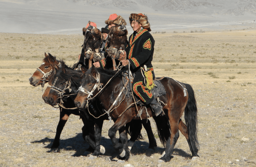 Explorez les montagnes de l'Altaï à cheval