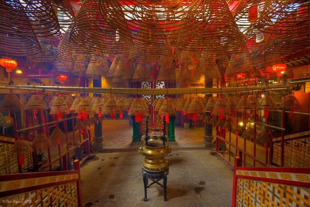 Le temple Man Mo de Hong Kong : Le guide complet 4