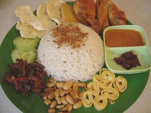 Nasi Uduk - An Indonesian Take on Coconut Rice